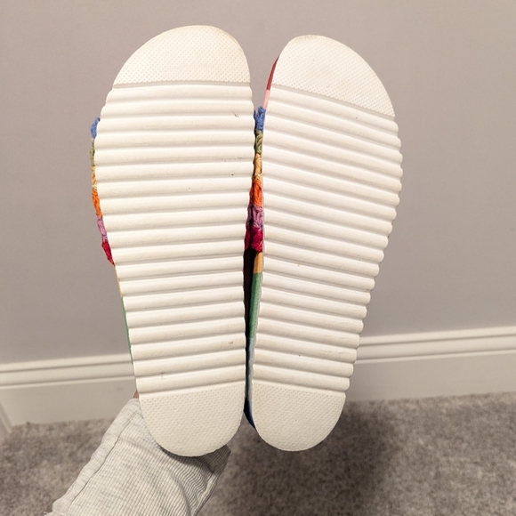 Jeffrey Campbell Rainbow Crochet Slide Sandals EU 39 US 8 - Picture 6 of 6